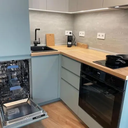 Via421 By Cosher Apartman *